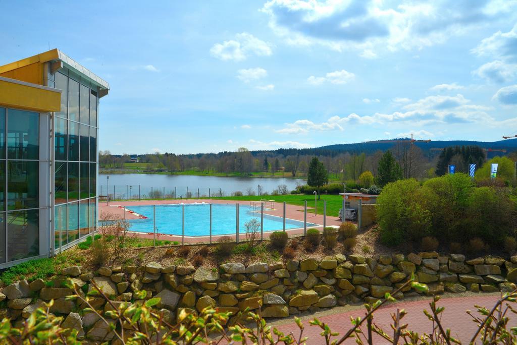 Gesundheitshotel Weissenstadt Am See Exterior foto