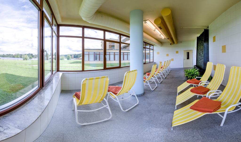 Gesundheitshotel Weissenstadt Am See Exterior foto