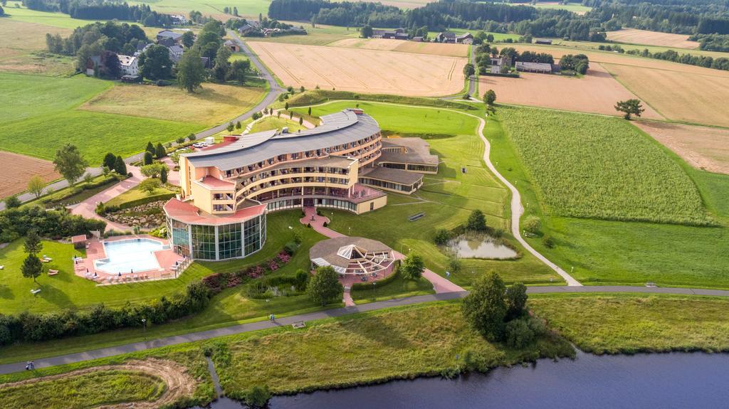 Gesundheitshotel Weissenstadt Am See Exterior foto